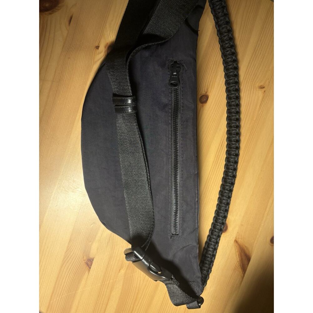 BEIS x Revolve Black Nylon Waist Pack 2 Zipper Pockets Adjustable Strap - Picture 7 of 8